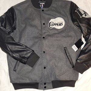 LA Clippers New UNK Large new with tags, very rare.